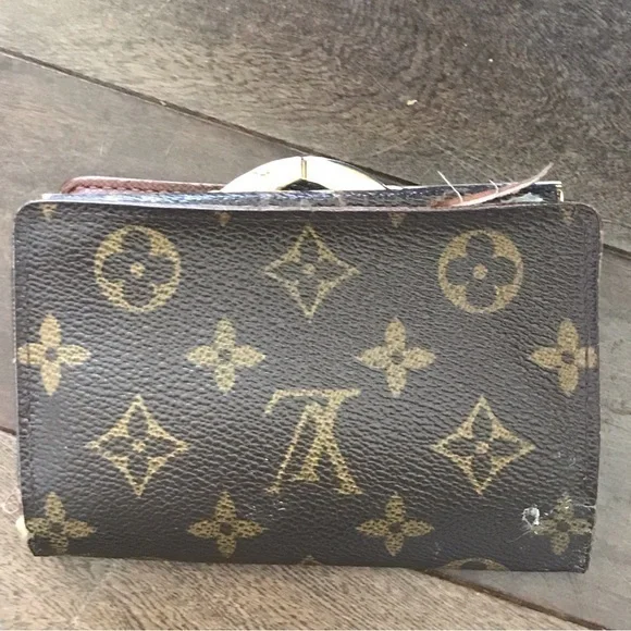 Authentic Louis Vuitton‎ French Kisslock Wallet - Picture 8 of 11